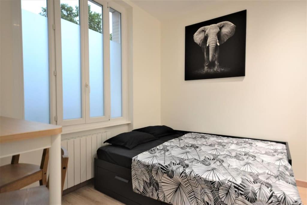 Studio En Residence Privee A Villeurbanne Exterior photo